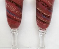 Vastagfalú márványos mintázatú boros, vagy pezsgős talpas pohár párban. Muránó Olaszország