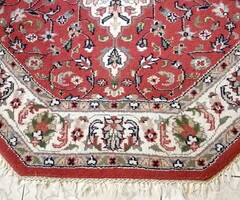 Iráni Tabriz mintájú közepes nyolcszög forma kézi csomózású gyapjúszőnyeg, Ritkaság