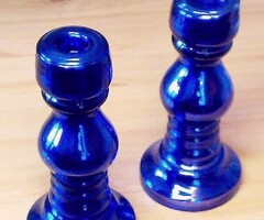Foncsorozott kék üveggyertyatartó páros, különleges egyedi hangulatvilágítás